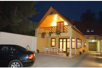 Madjarska Privát Eger, Eksterijer